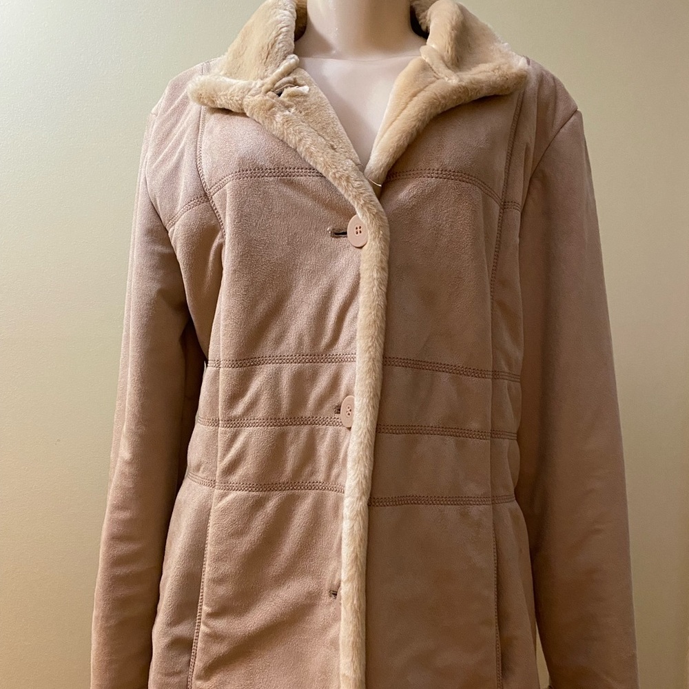 EUC Faux Suede Faux Fur Lined Coat Size 8 Dress Barn.